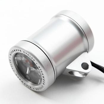 Sinewave Cycles Beacon 2 Light and USB charger Plata